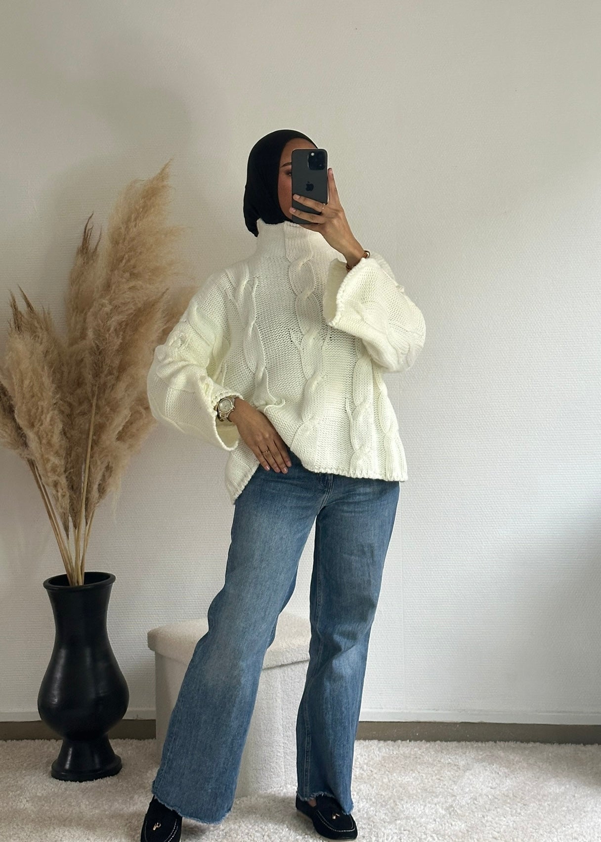 Julie Blanc - Pull torsadé