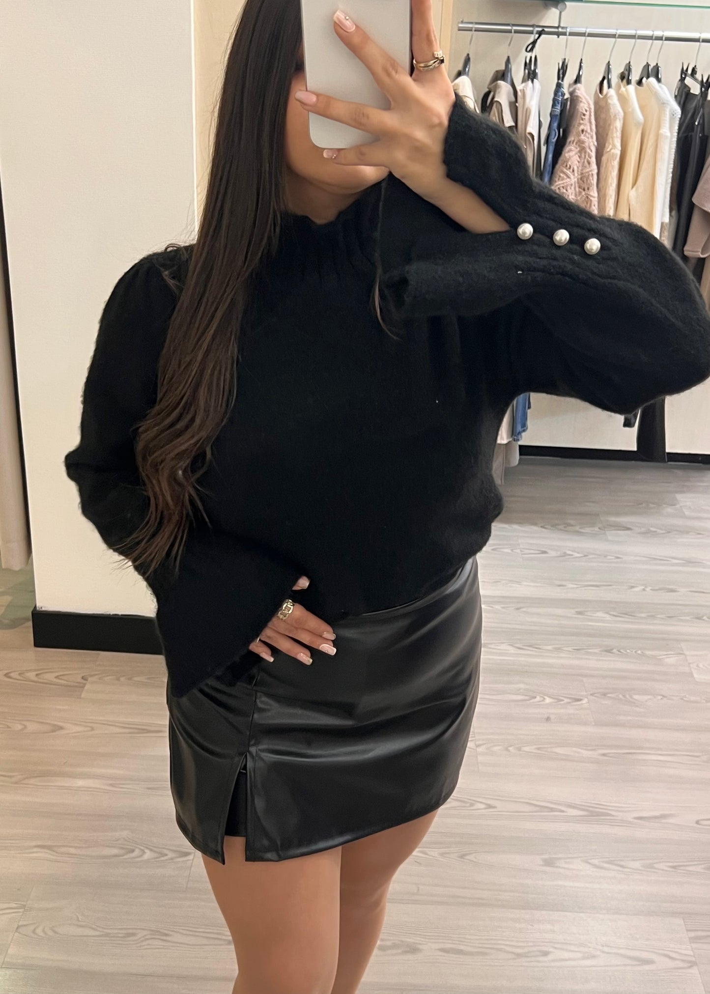 Naomie Noir - Pull col